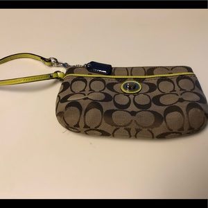Coach wristlet(small)